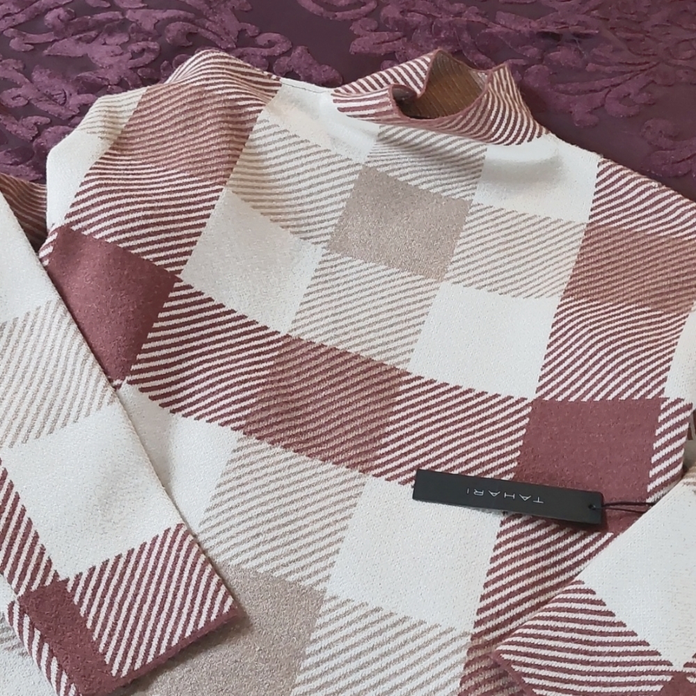 TAHARI, US L,  mock neck, Sweater, warm neutrals.